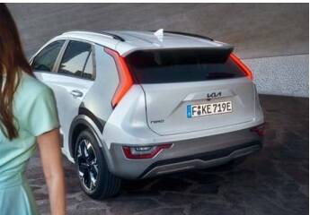 Moderní a charakteristická záď (niro)