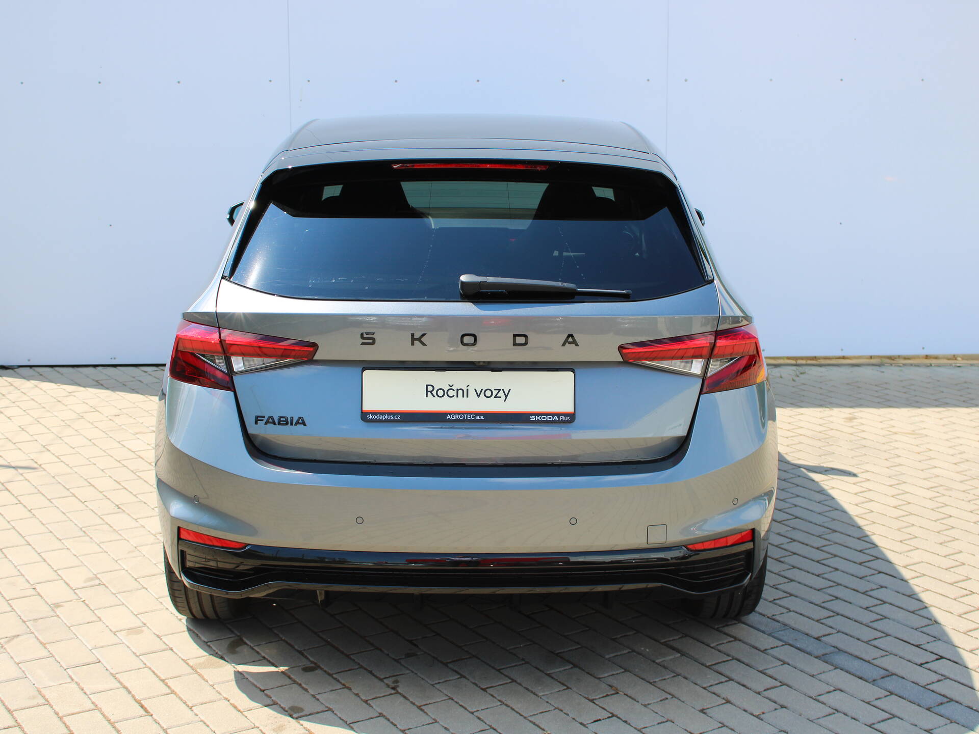 product-gallery-image