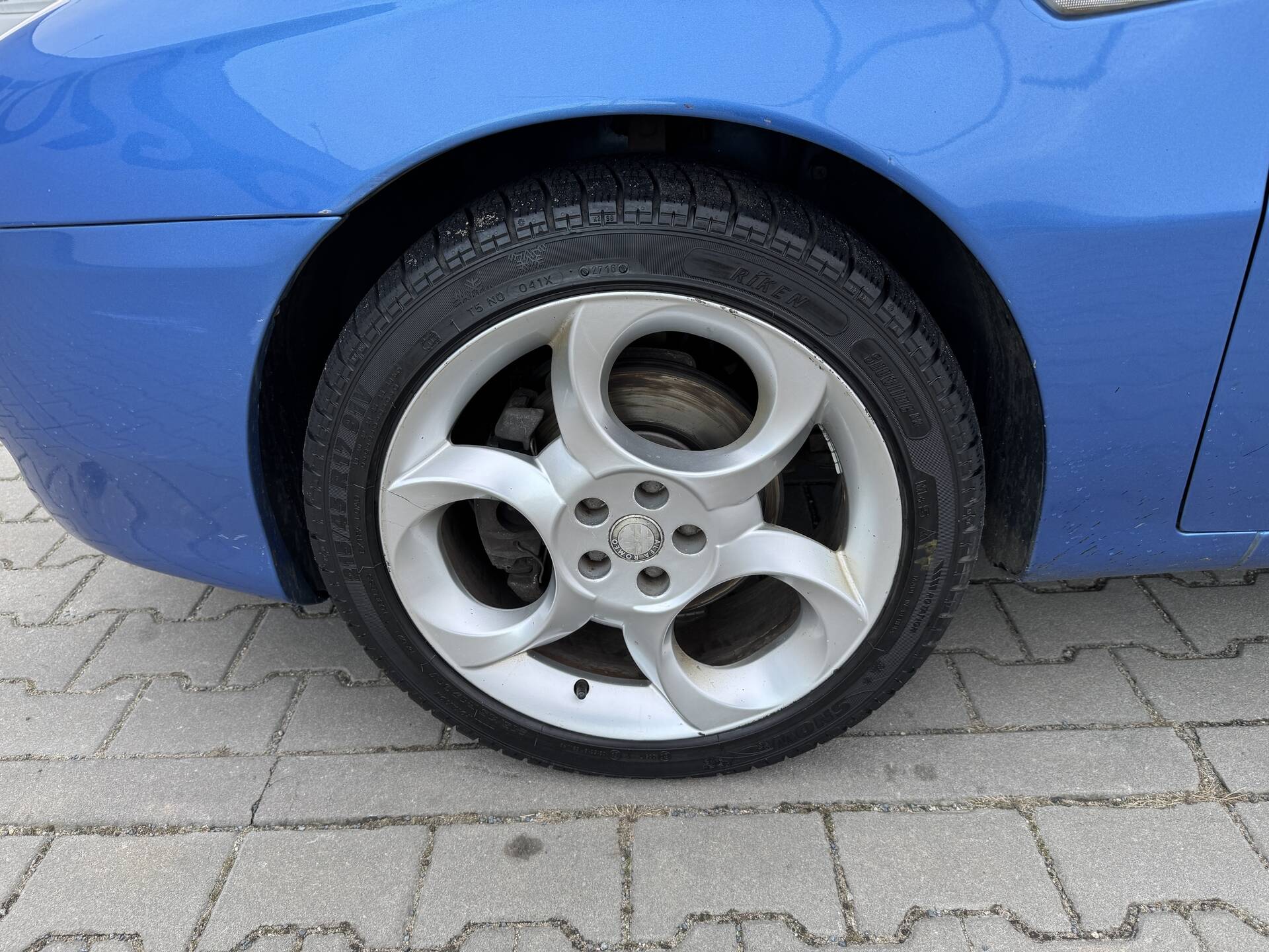 product-gallery-image