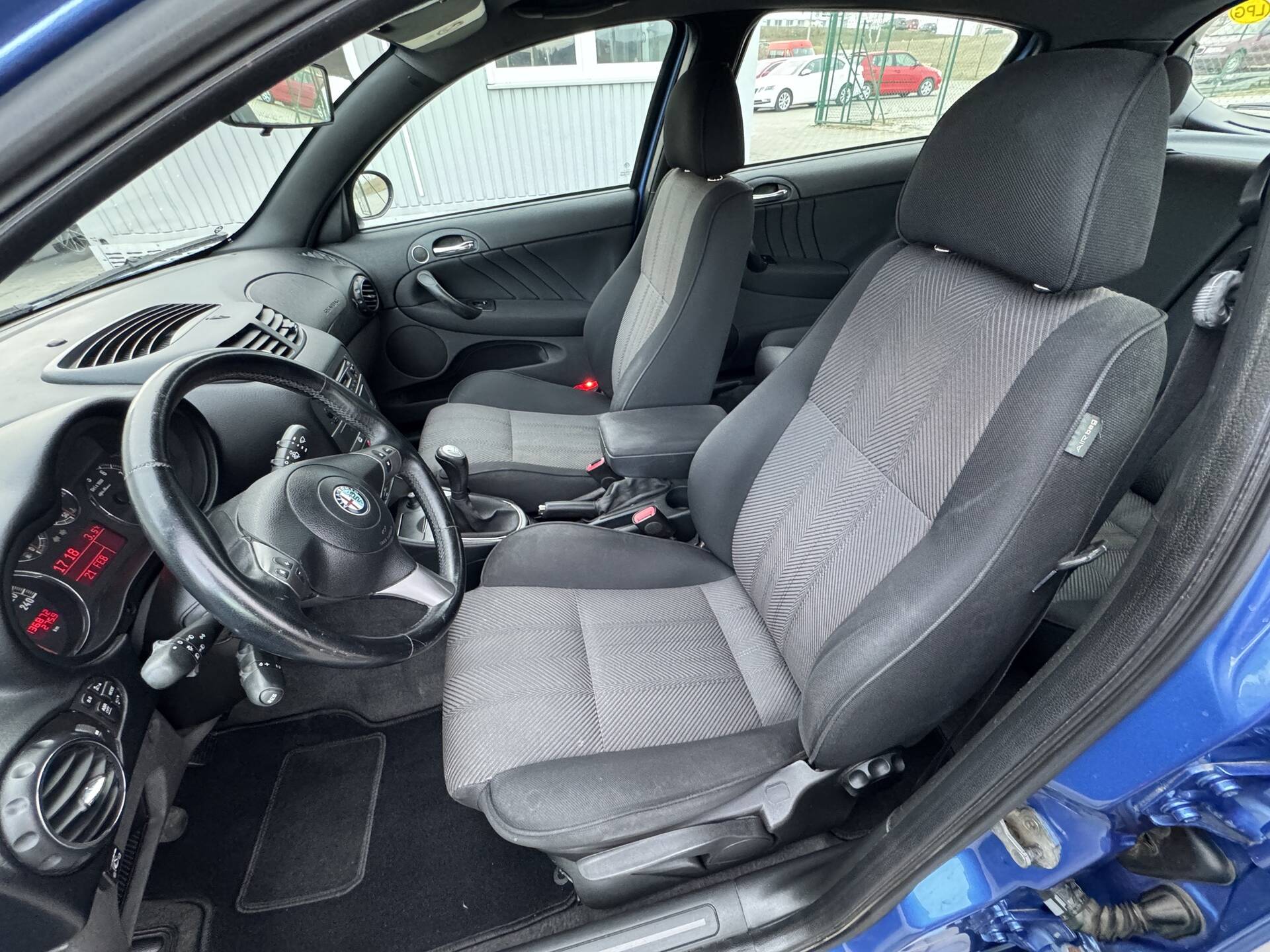 product-gallery-image